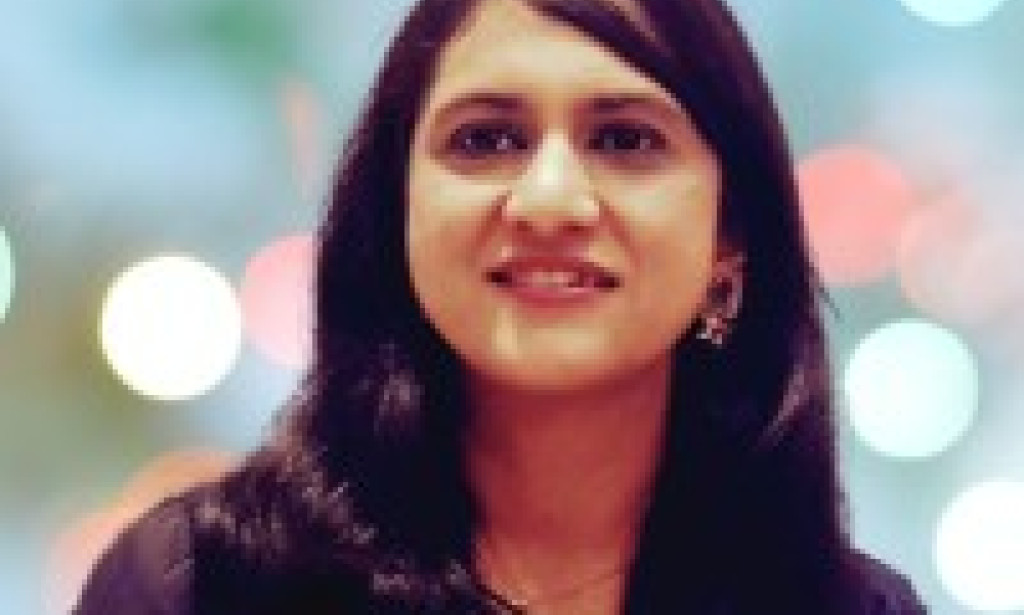 2002: The Year Bisma Nasim Opened the Sky for Pakistani Girls 🚀💚"